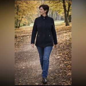 Liz Claiborne Outerwear Black Quilted Jacket size MP.